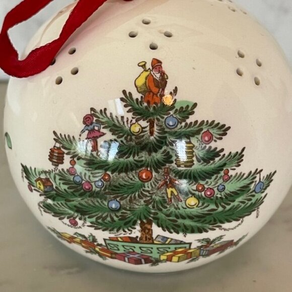 SPODE Christmas Tree Pompadour Hanging Porcelain Ball Vintage - Picture 3 of 11